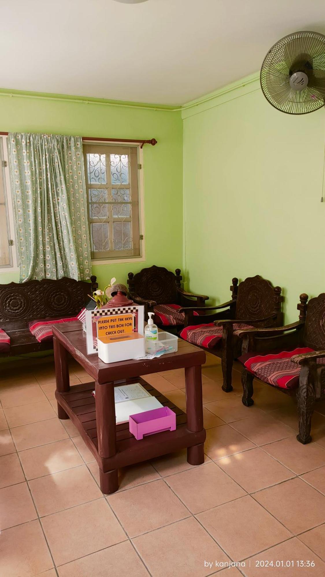 Home Stay At Tapae Chiang Mai Dış mekan fotoğraf