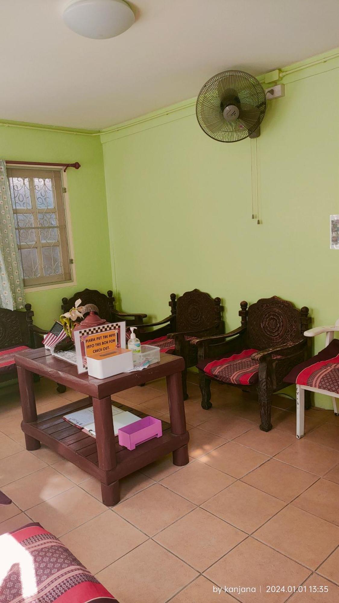 Home Stay At Tapae Chiang Mai Dış mekan fotoğraf