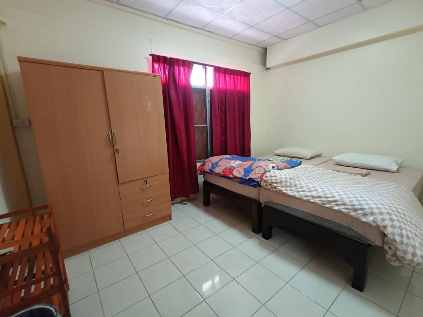 Home Stay At Tapae Chiang Mai Dış mekan fotoğraf